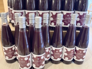 山梨県韮崎市にあるマルス穂坂ワイナリーの100％ぶどうジュース 無添加なのでお子様へのギフトにもおすすめ